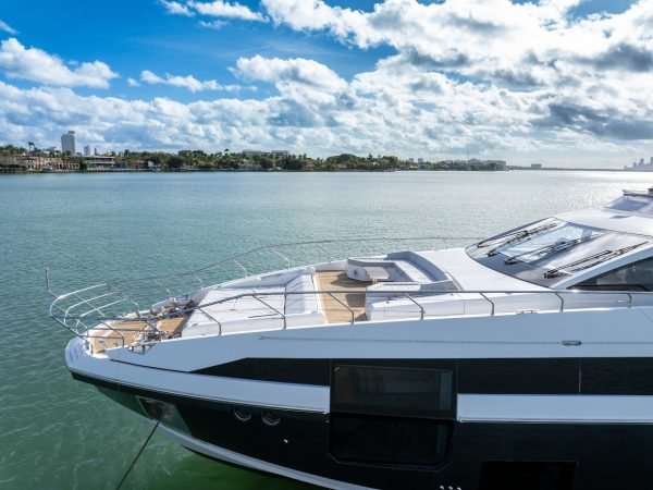 10-print-88' Azimut Grande 'CLOUD 9' -81-X5