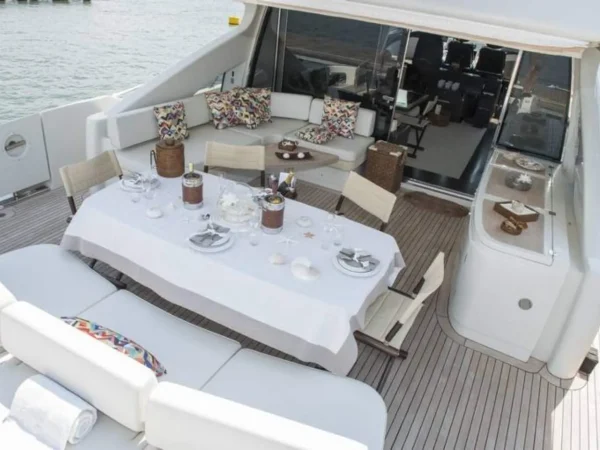 Azimut 90 - 14