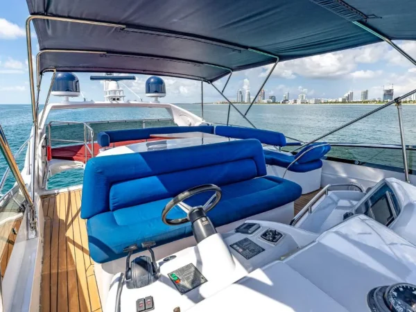 SlipTease 80 Sunseeker - 10