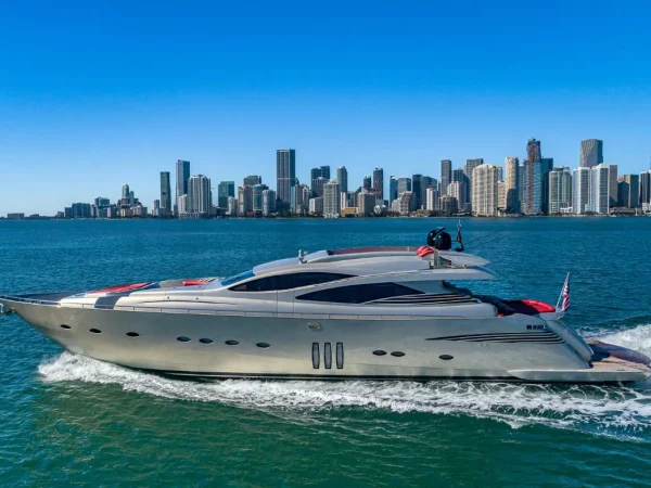 pershing 90 - 6